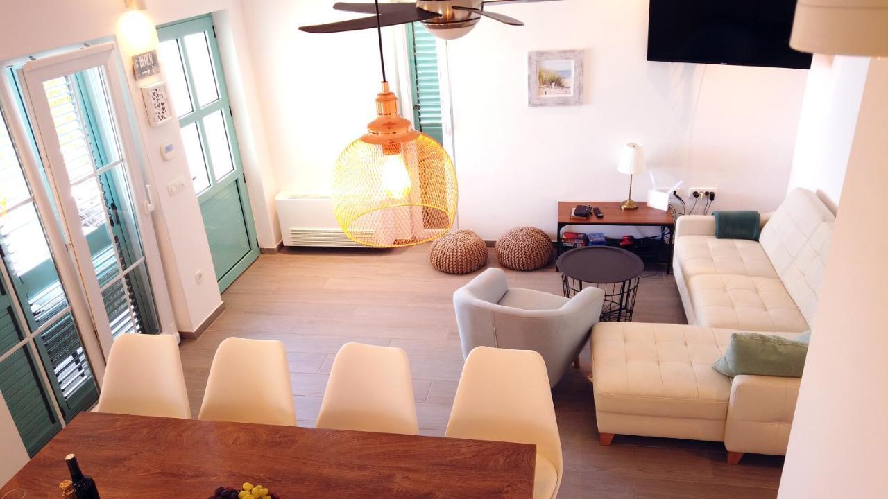 House Ana Hébergement de vacances Sukošan